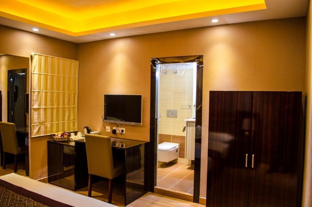 Hotel Comfotel Kolkata Luaran gambar