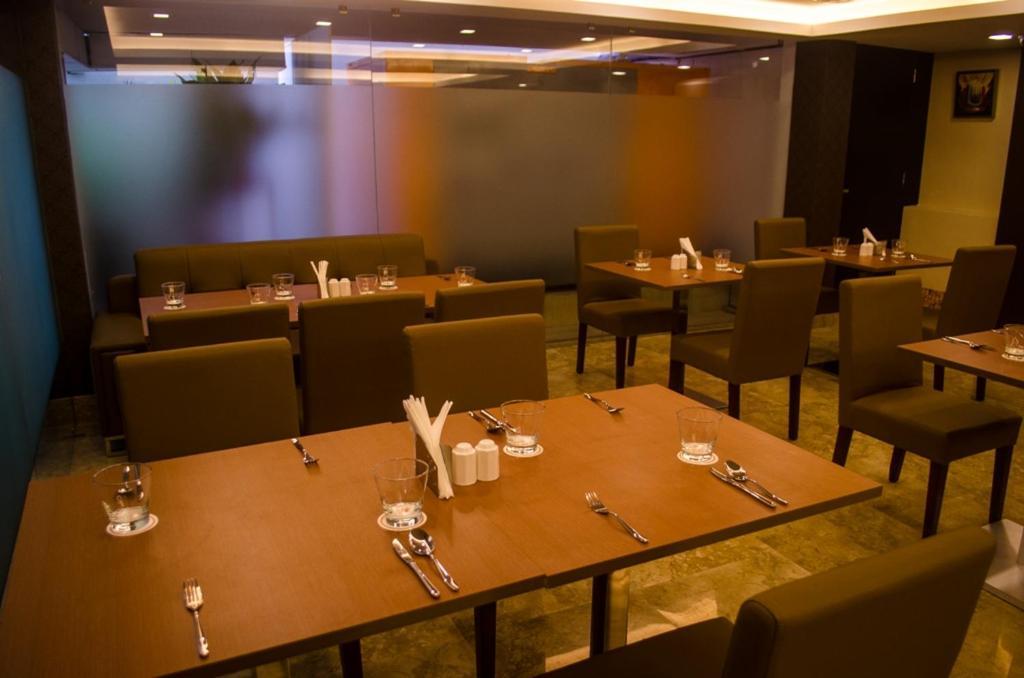 Hotel Comfotel Kolkata Luaran gambar
