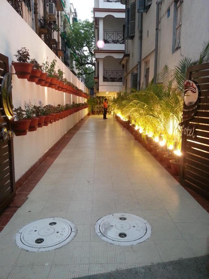 Hotel Comfotel Kolkata Luaran gambar