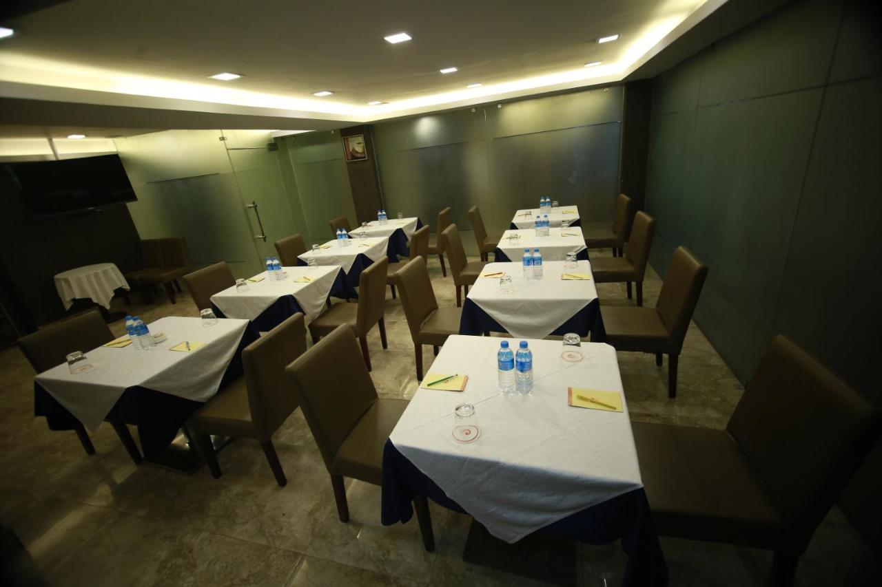 Hotel Comfotel Kolkata Luaran gambar