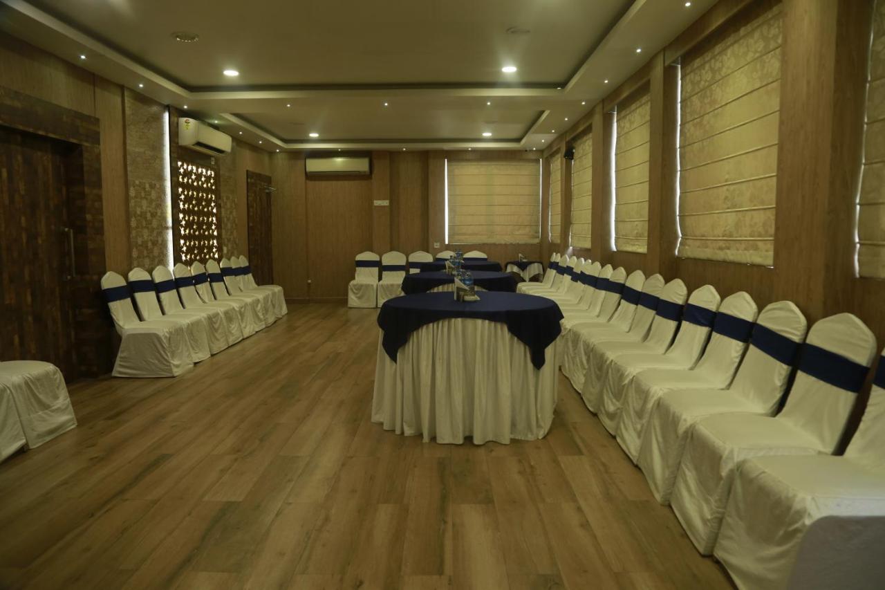 Hotel Comfotel Kolkata Luaran gambar